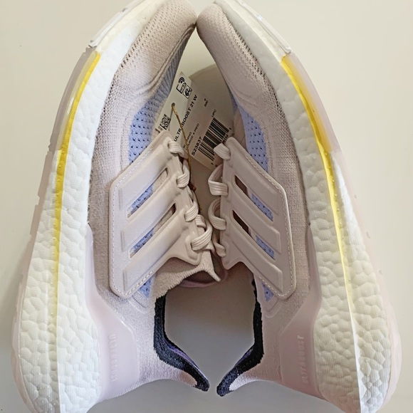 ❌SOLD🎁UltraBoost 21 Primeblue Orchid Tint W. 7.5 - Picture 3 of 12